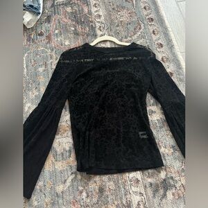 ALTRD STATE BLACK FULL SLEEVE TOP IN SIZE MEDIUM